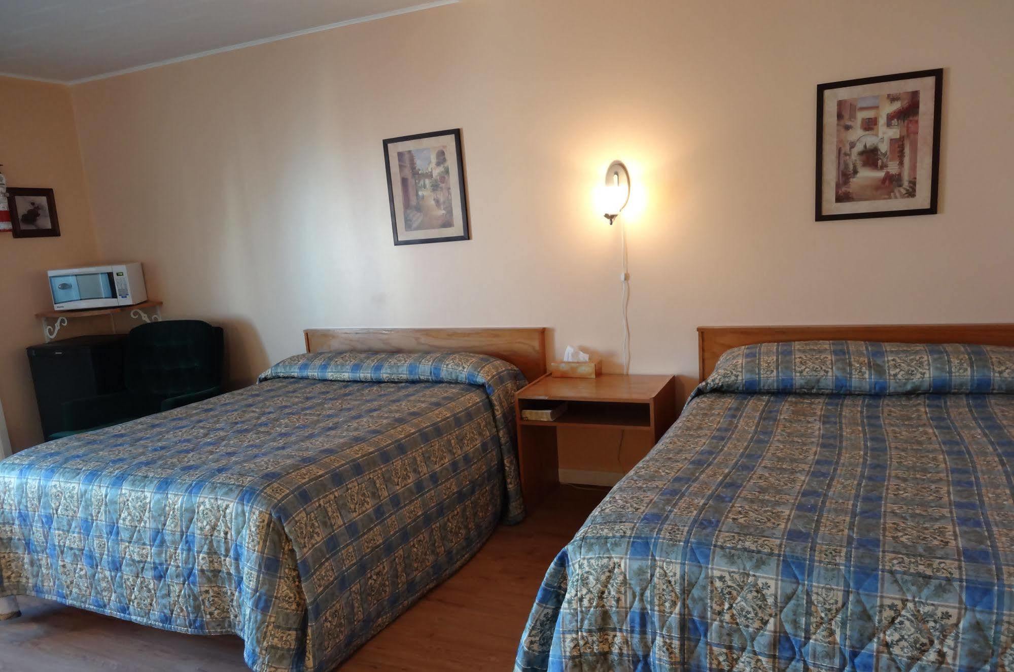 Lyse Motel 2*
